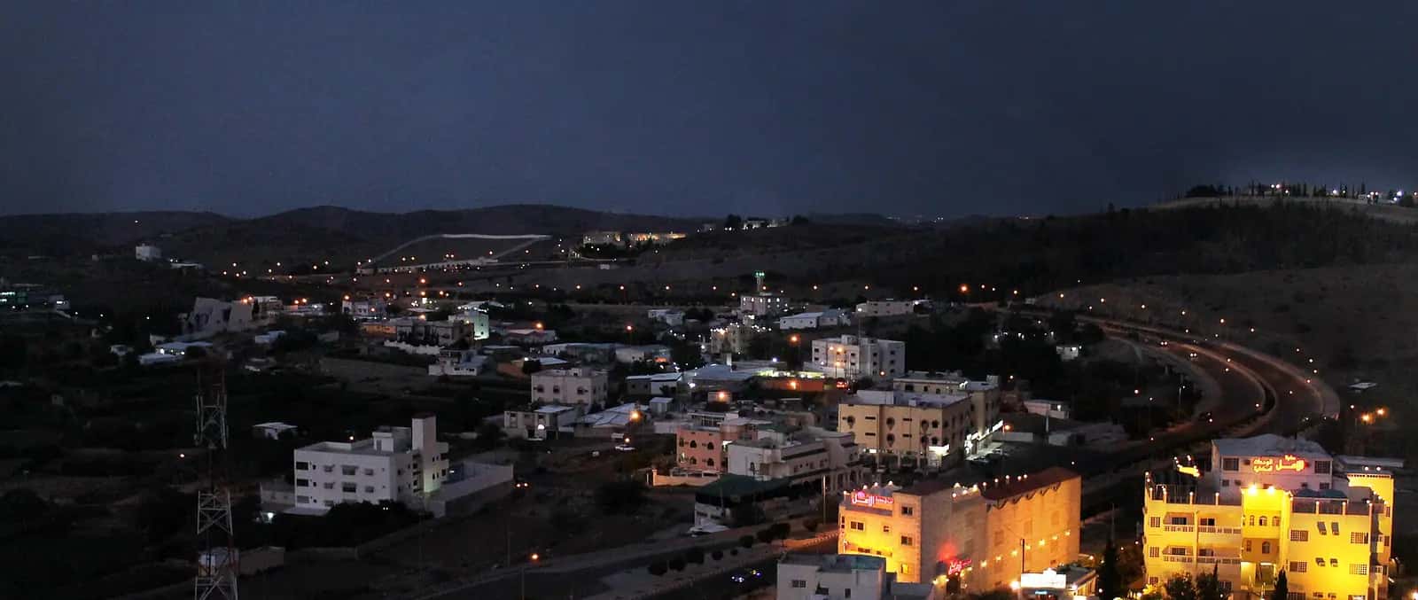 Hedâ Dağı'ndan görülen Taif şehri