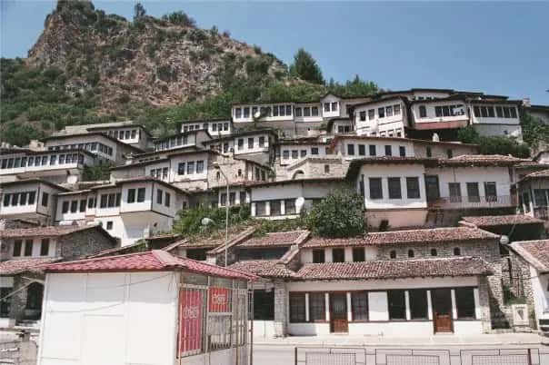 Berat şehrinden bir görünüm