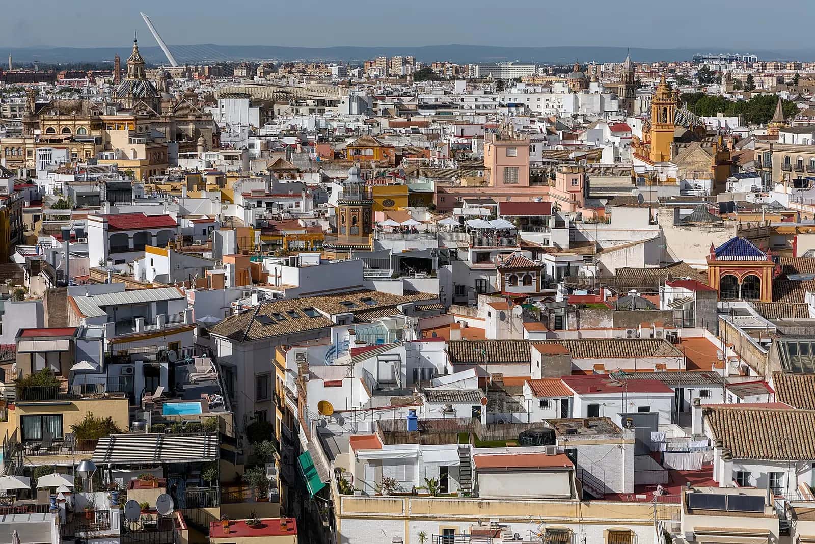 Giralda'nın tepesinden Sevilla şehrine kuşbakışı görünüm