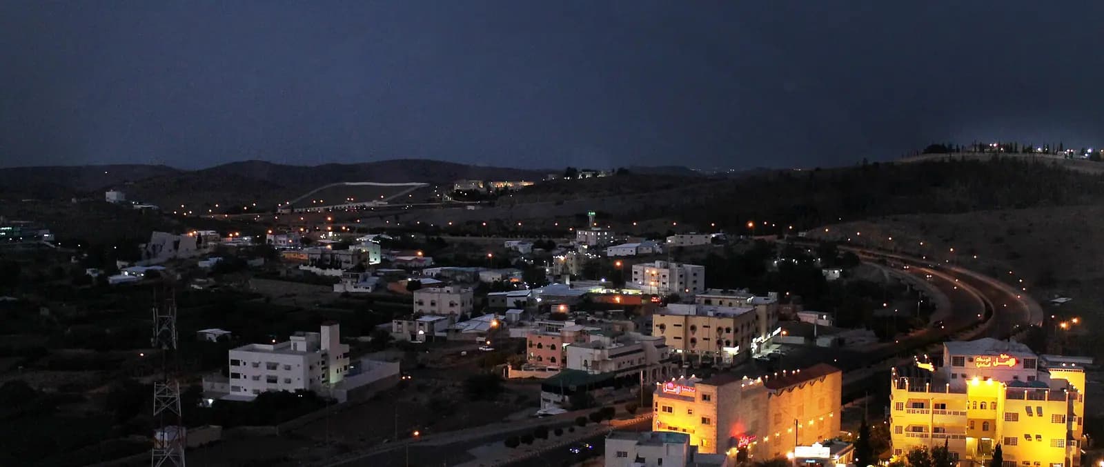 Hedâ Dağı'ndan görülen Taif şehri